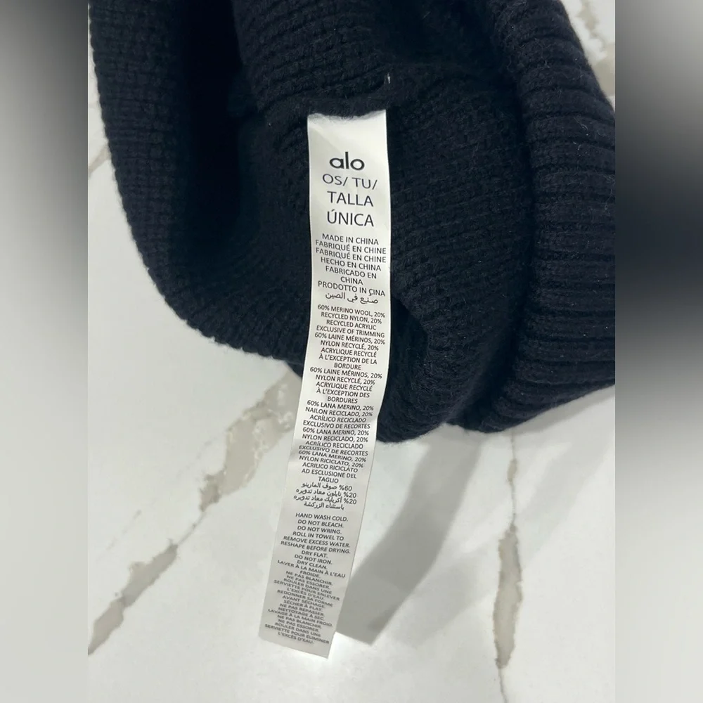 NWT ALO  Knit Hat - Picture 3 of 5